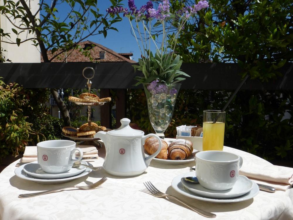Hotel Alla Torre Castelfranco Veneto Eksteriør billede