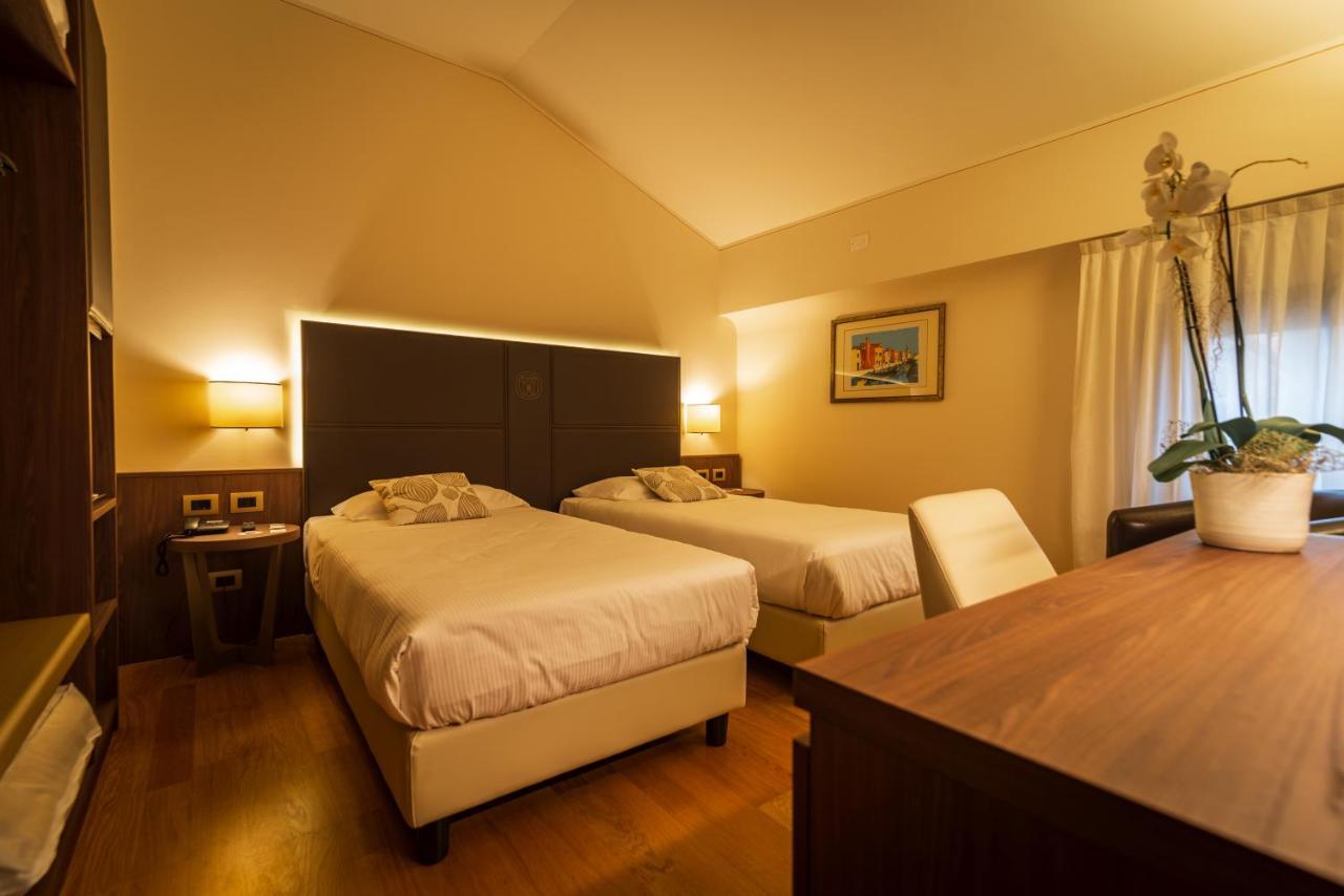 Hotel Alla Torre Castelfranco Veneto Eksteriør billede