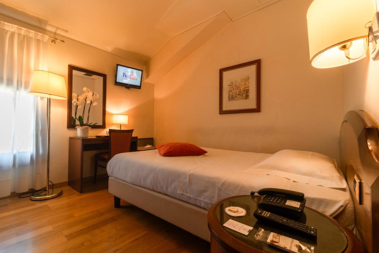 Hotel Alla Torre Castelfranco Veneto Eksteriør billede
